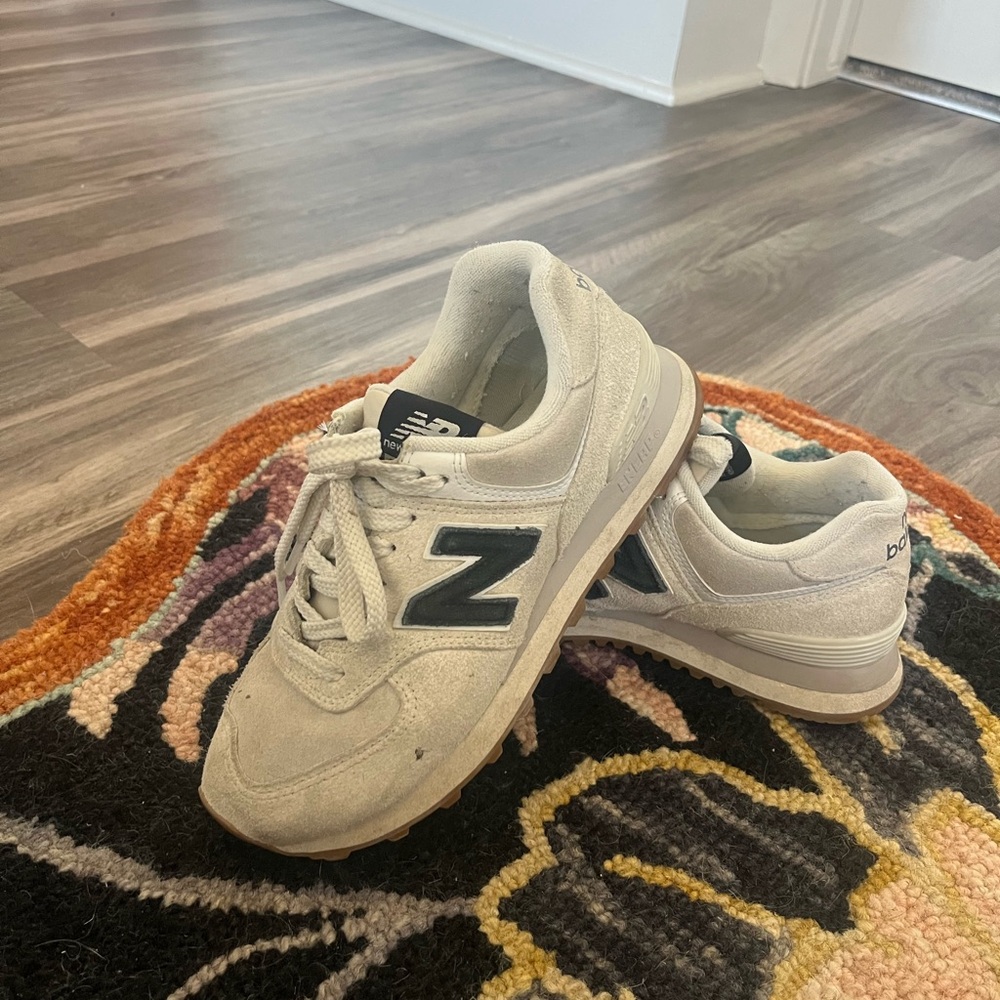 New Balance 574 Off-White and navy blue